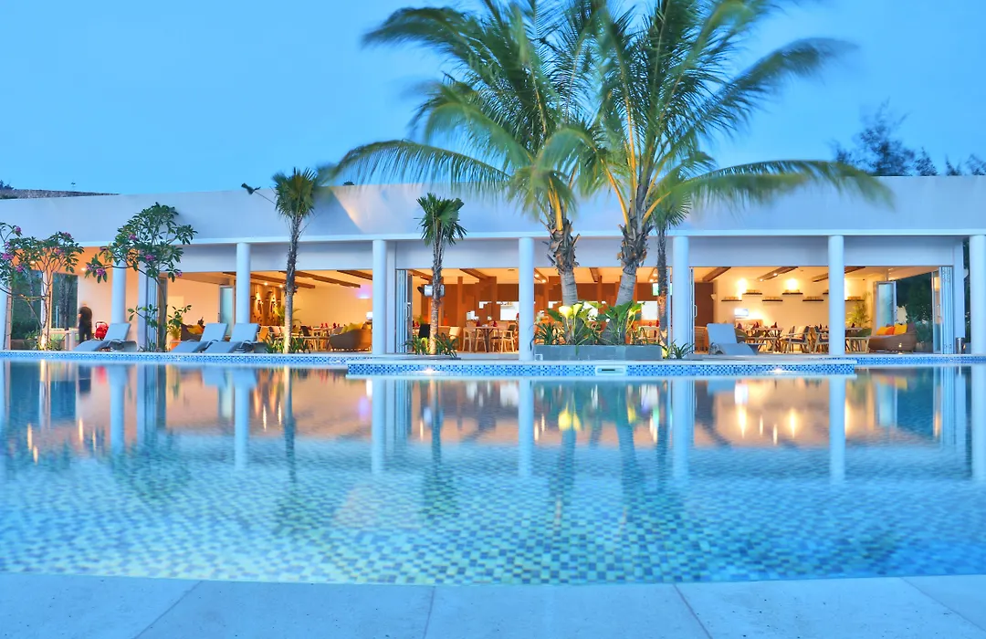 HARRIS Resort Barelang Batam-1